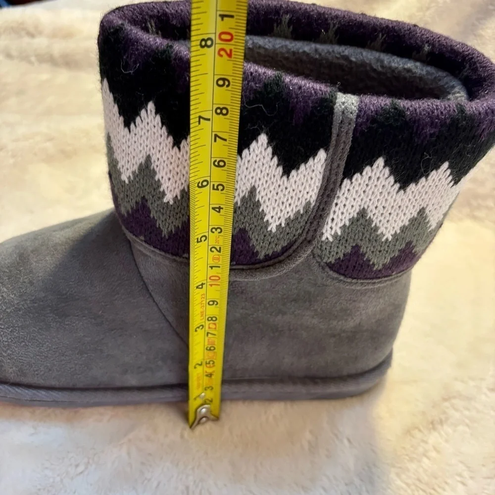 NEW Cozy Slippers Size 9 Black and Gray with Plush Lining American Rag NIB - Picture 12 of 12